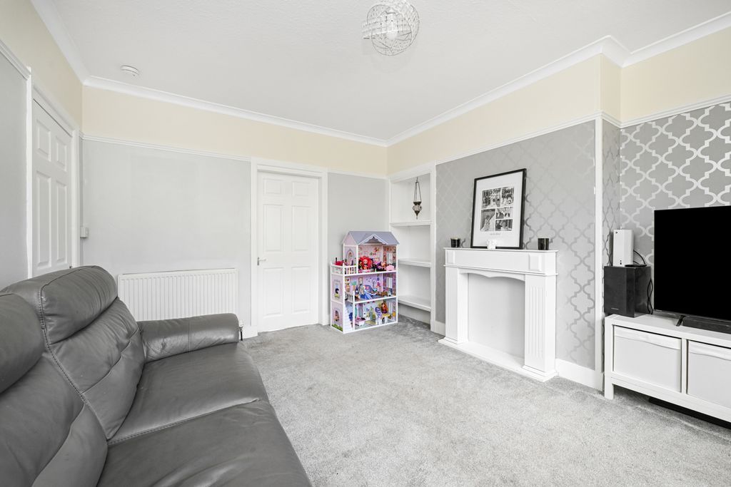 Property photo 3 of 15 Property Image 3