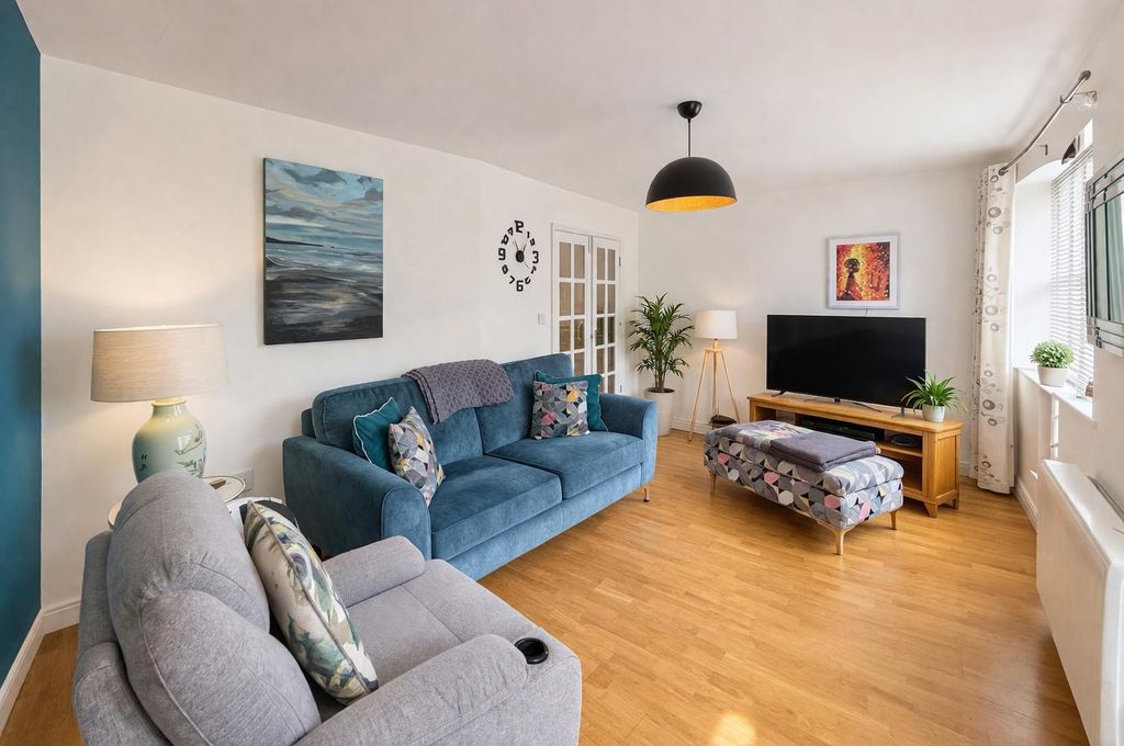 Property photo 3 of 14 3.Png