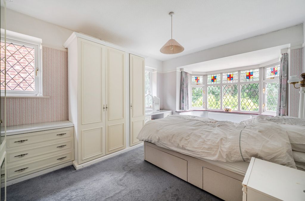 Property photo 3 of 17 1494308-8-6A5F6F6...