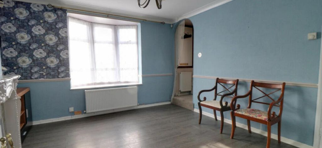 Property photo 3 of 9 23 6.Png