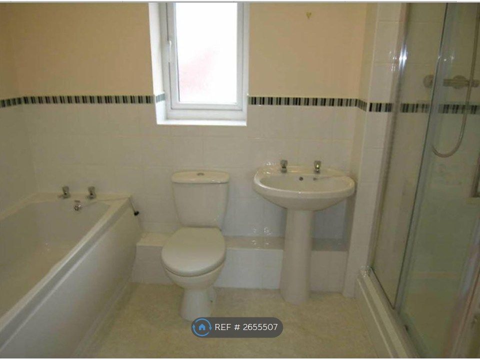 Property photo 2 of 3
