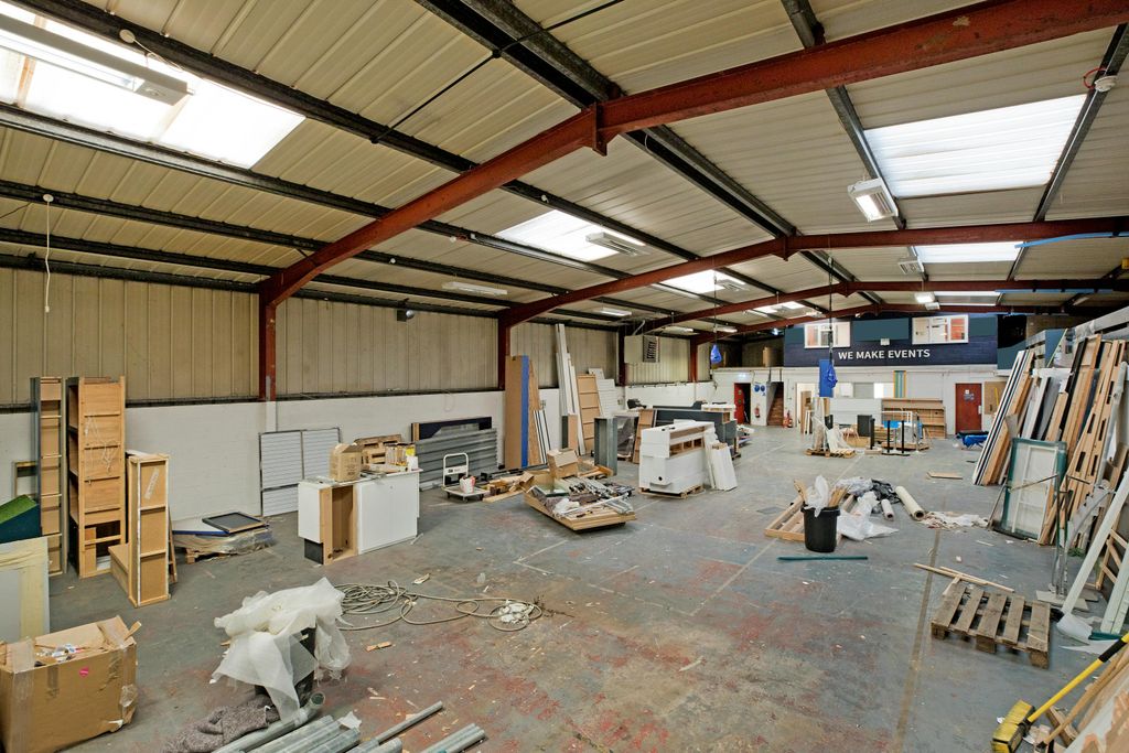 Property photo 2 of 14 Img_3324.Jpg