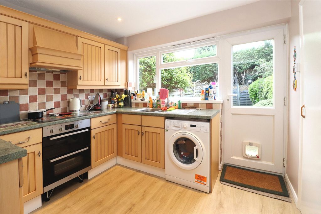 Property photo 2 of 9 Picture No. 04