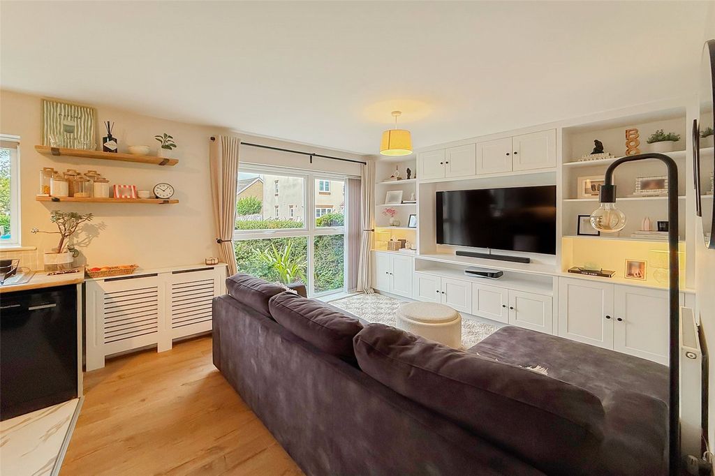 Property photo 1 of 20 Picture No. 19