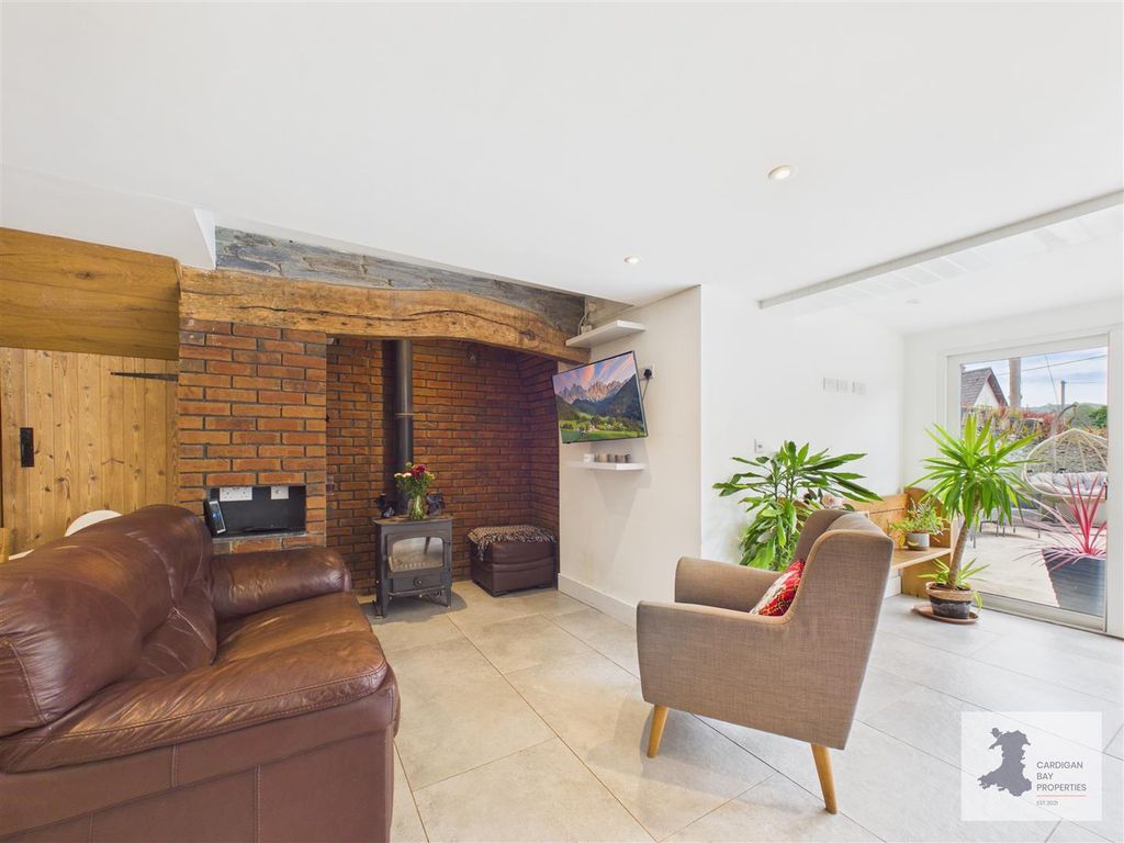 Property photo 3 of 40 Kitchen/Diner/Sitting Room