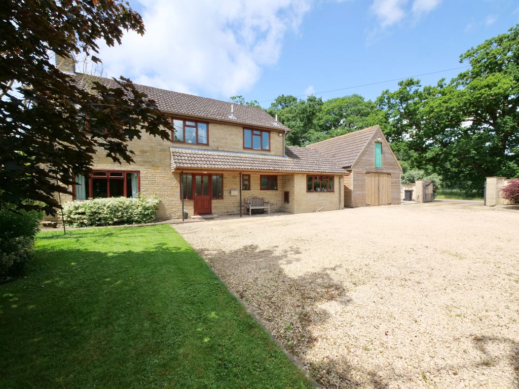 Property photo 1 of 29