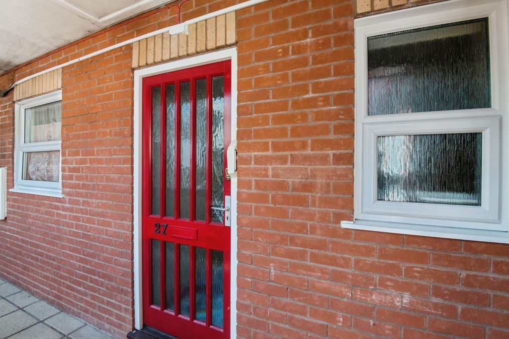 Property photo 2 of 16