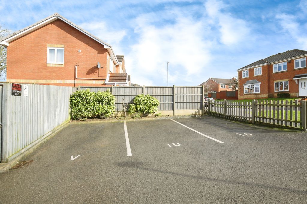 Property photo 2 of 13 698c8608-4X8A1421