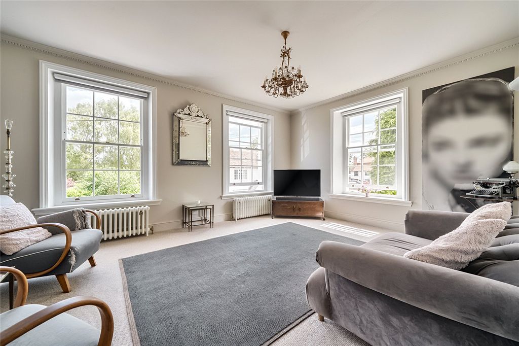 Property photo 2 of 21 Picture No. 31