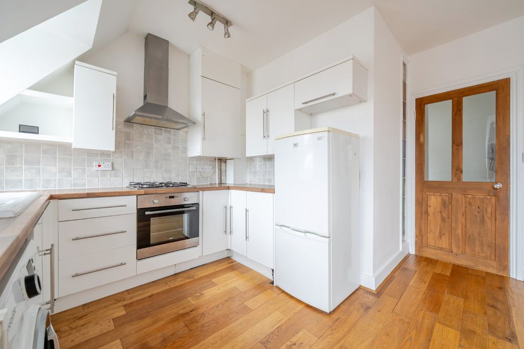 Property photo 3 of 11 Picture No. 05