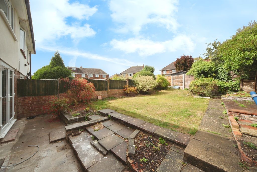 Property photo 3 of 17