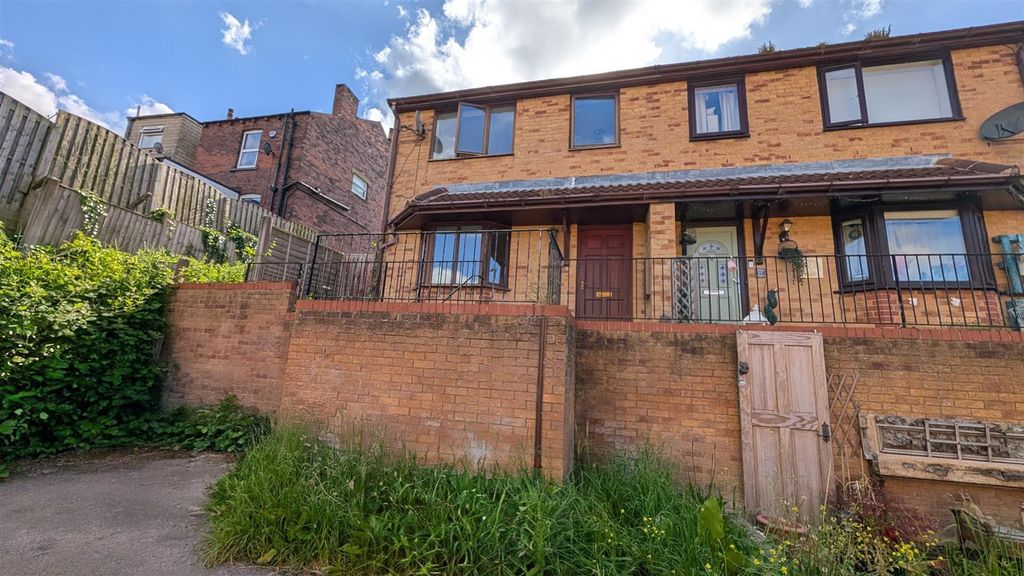 Property photo 1 of 1