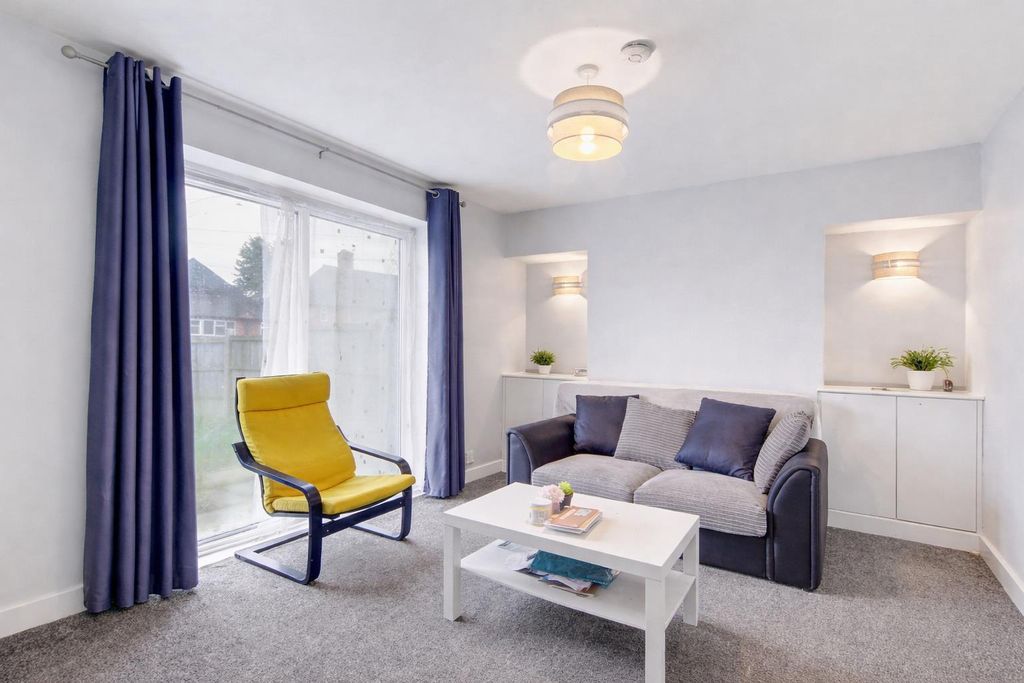 Property photo 2 of 13 Lounge_1.Png