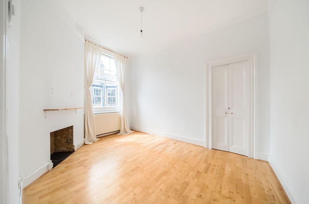 Property photo 2 of 20