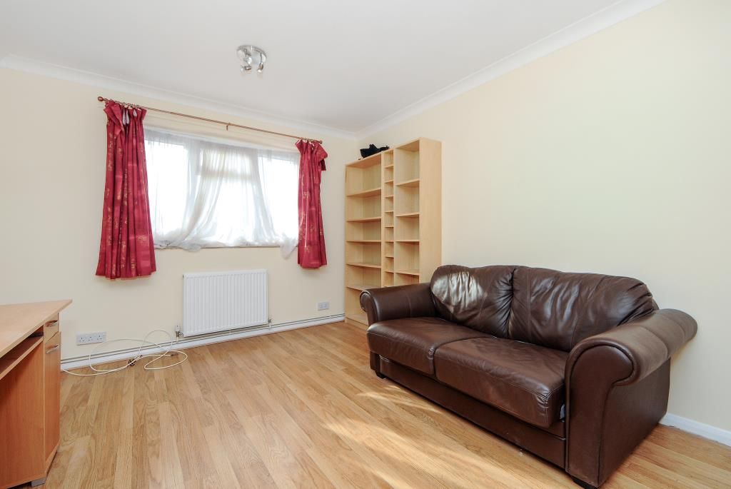 Property photo 2 of 9 5