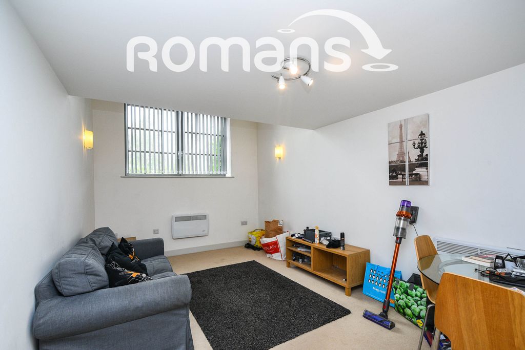 Property photo 2 of 7 2