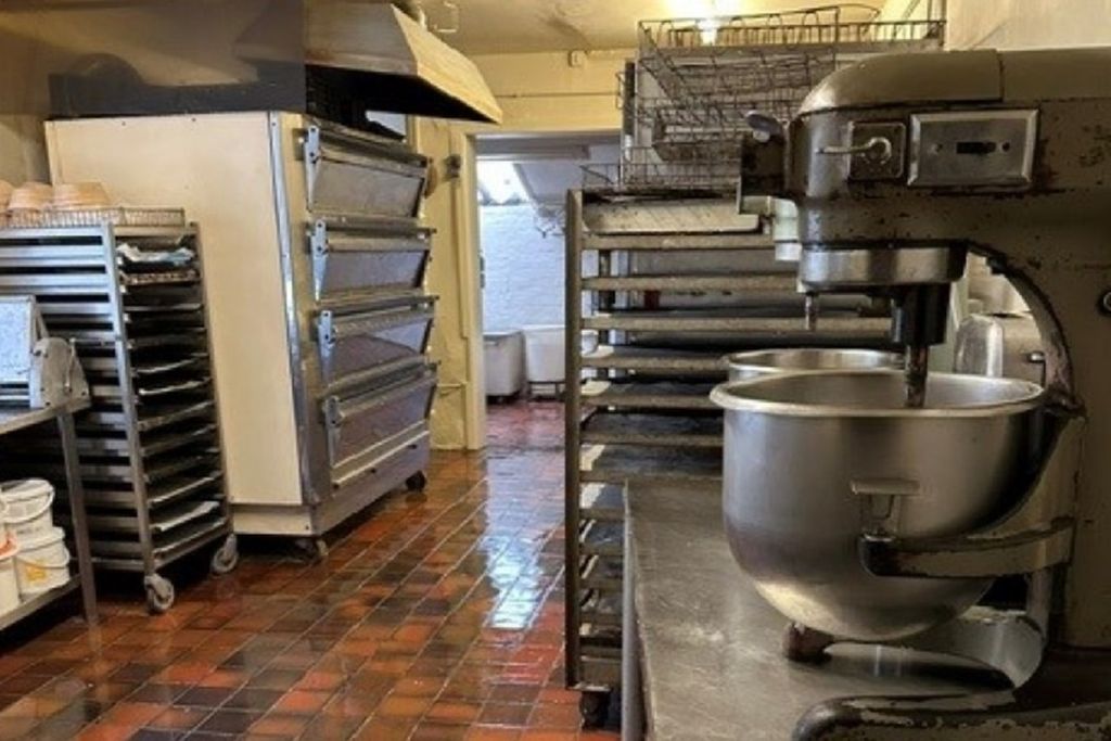 Property photo 2 of 7