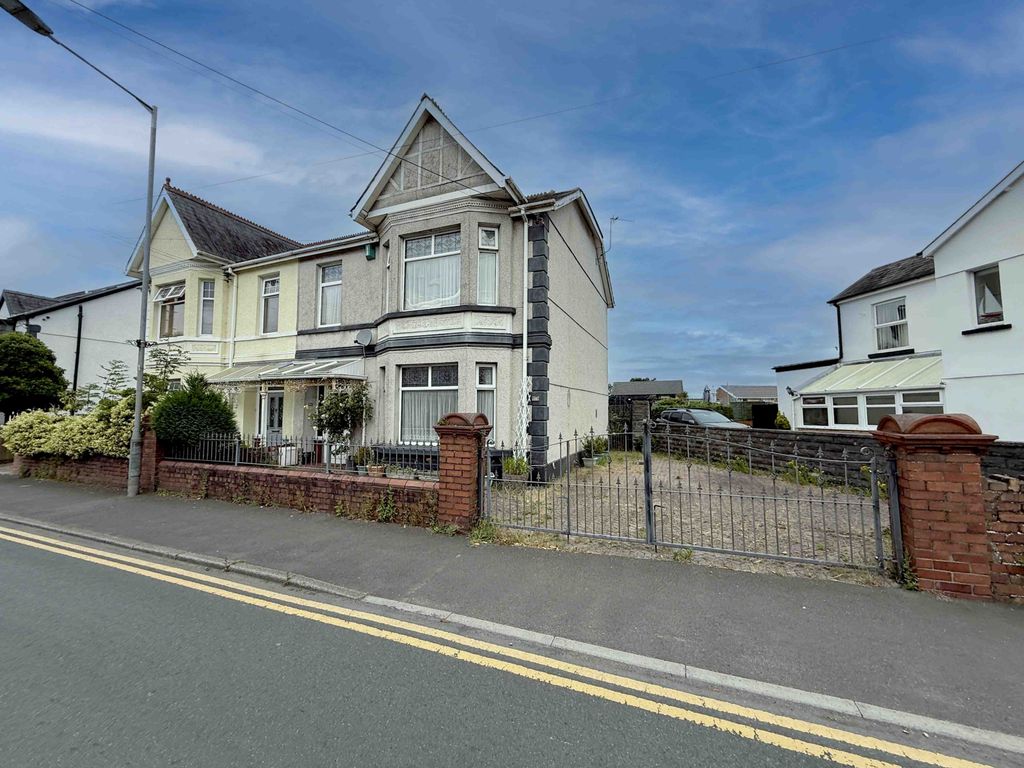 Property photo 1 of 15 3 Bedroom Semi Detached Home For Sale On Corporation Road, Loughor