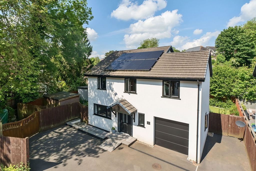 Property photo 1 of 19