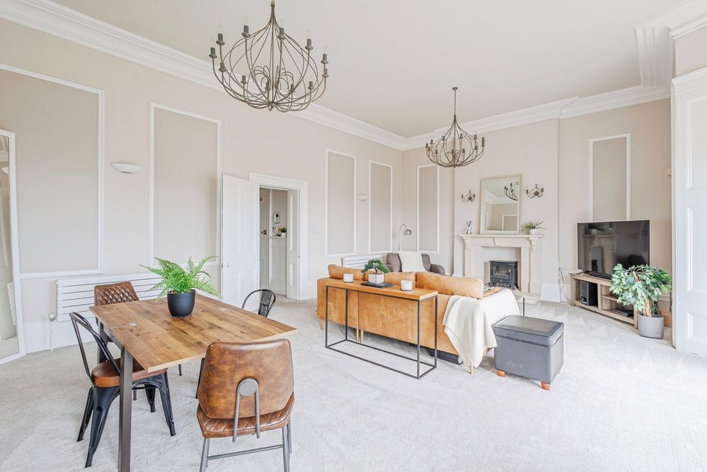 Property photo 3 of 16 Photo