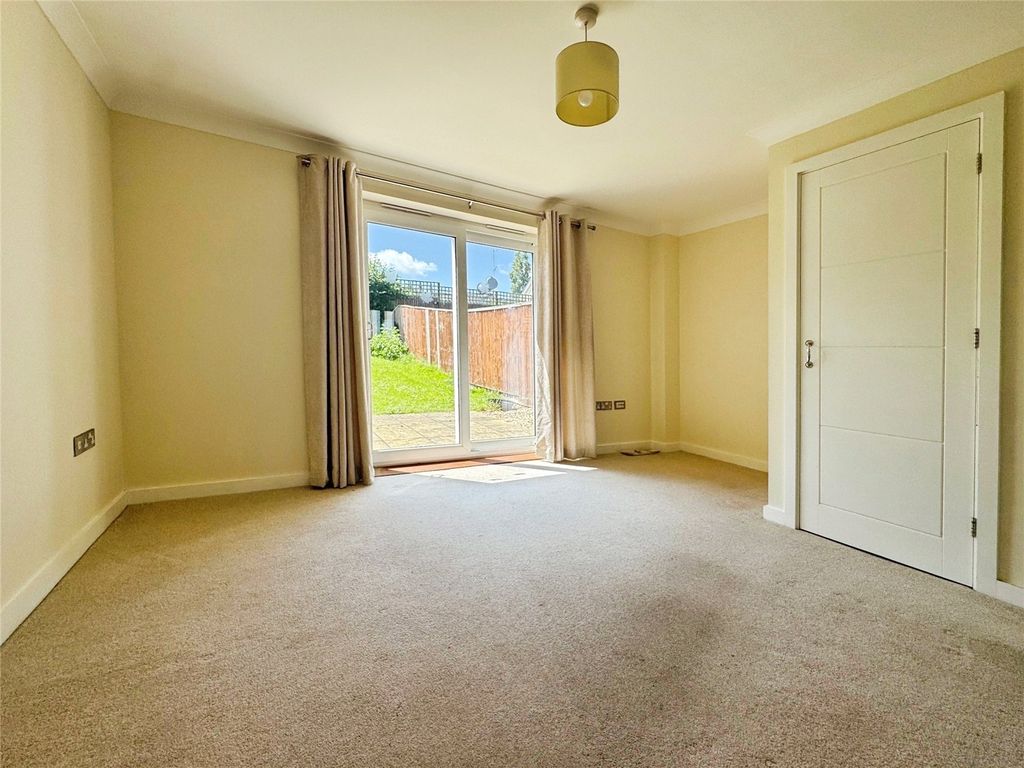 Property photo 3 of 9 Picture No. 03