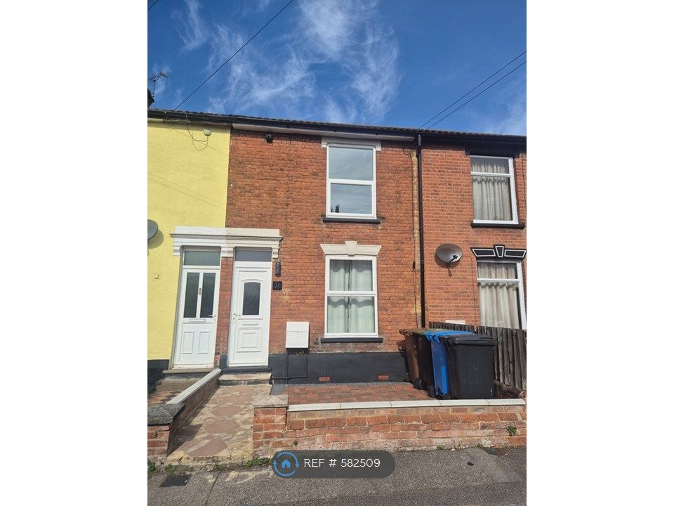 Property photo 2 of 26