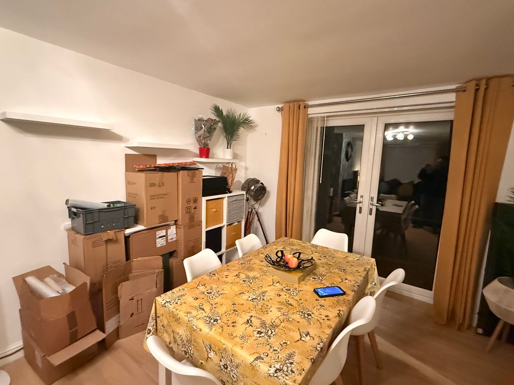 Property photo 2 of 13 Living Room