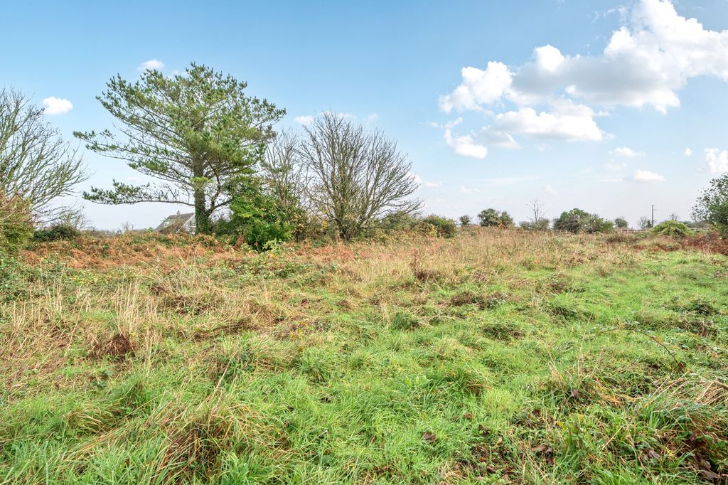 Property photo 2 of 3