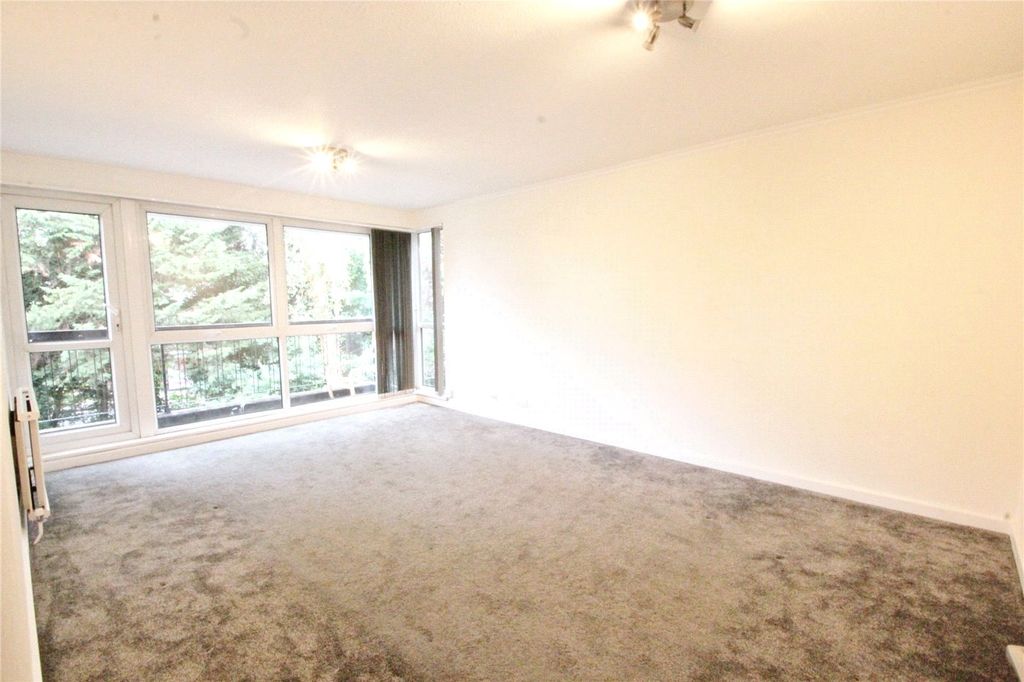 Property photo 3 of 8 Picture No. 03