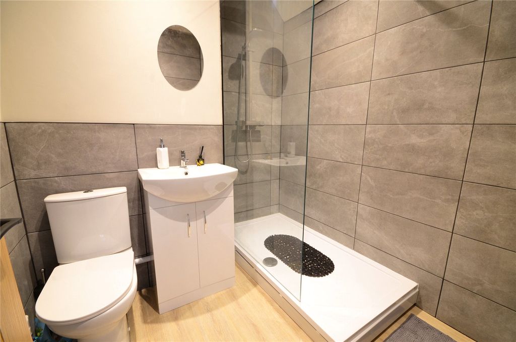 Property photo 3 of 9 Shower Room