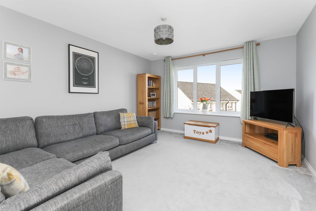 Property photo 2 of 24 Property Image 2