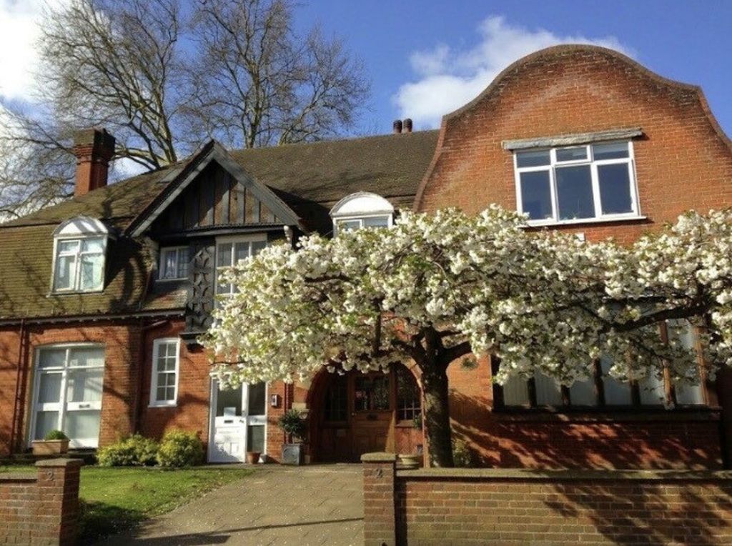 Property photo 1 of 7