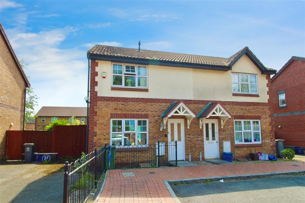 Property photo 1 of 17
