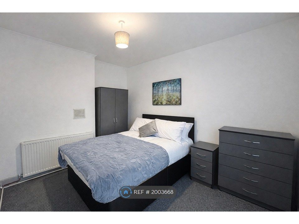 Property photo 2 of 9 Room c