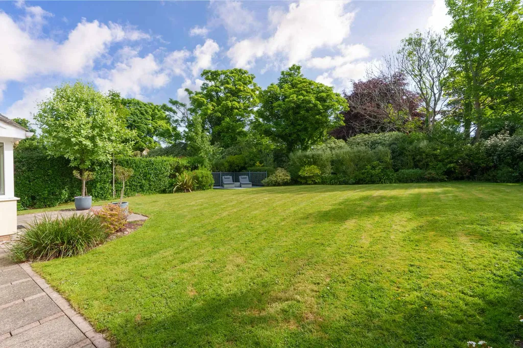 Property photo 3 of 40