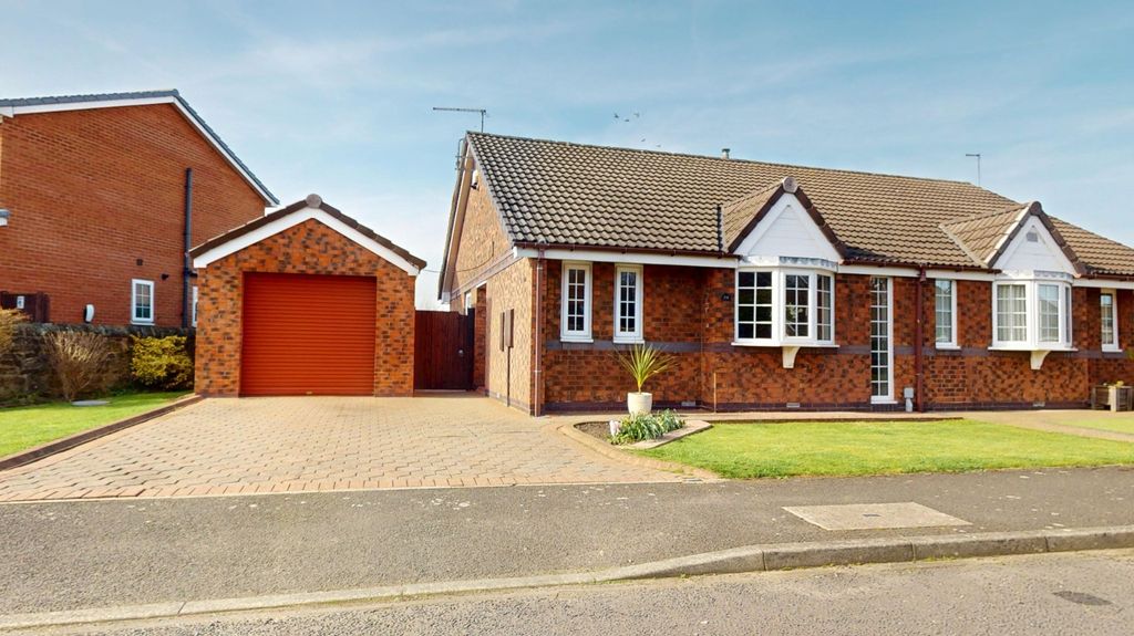Property photo 1 of 37 4676372
