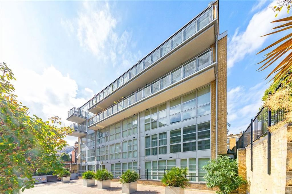 Property photo 1 of 6