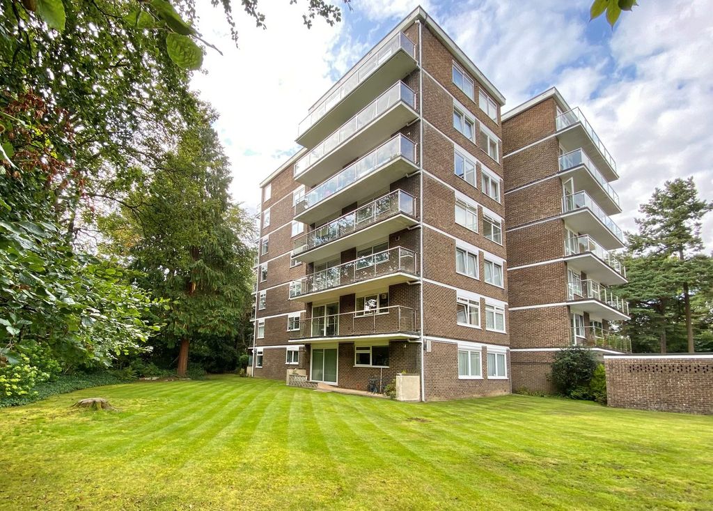 Property photo 1 of 24