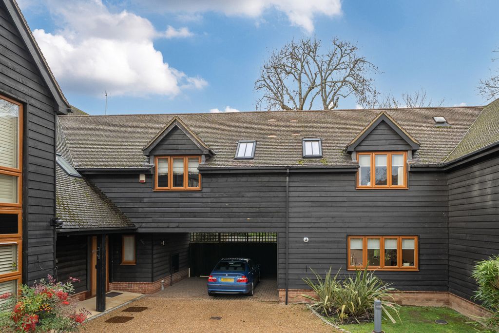 Additional image 25 of 4 bed terraced house for saleHigh Street, Pinner HA5