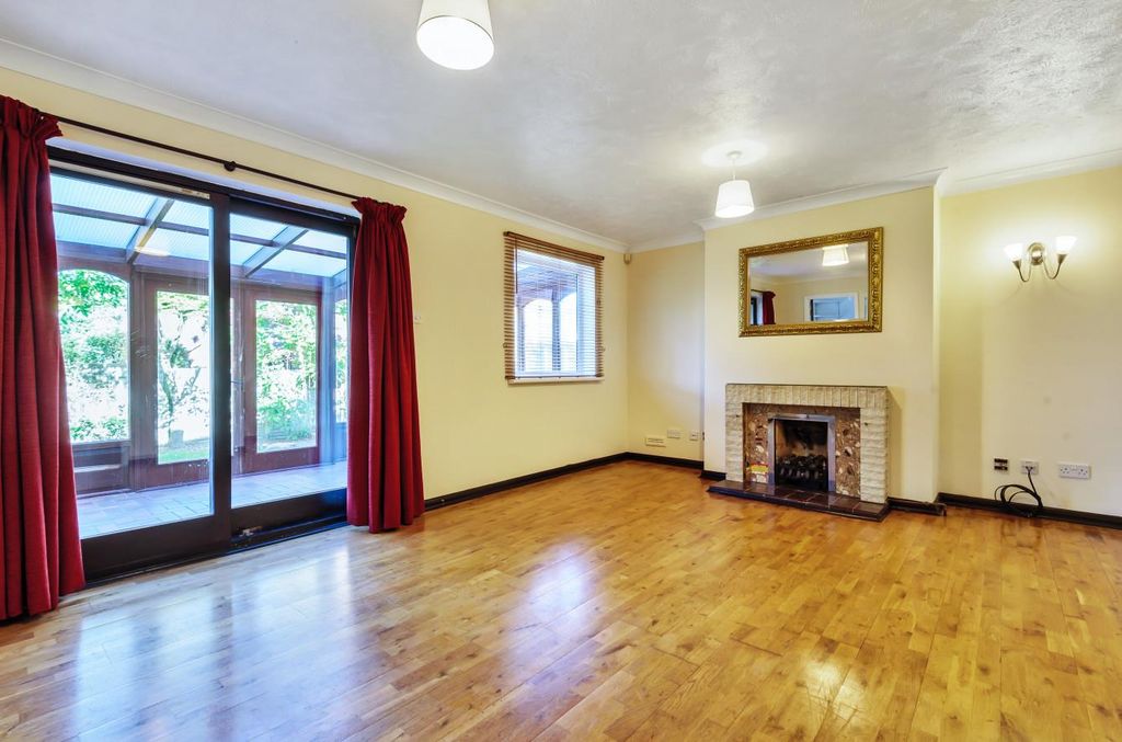 Property photo 2 of 16 905694 (3).Jpg