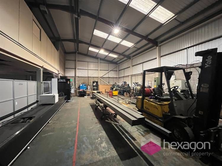 Property photo 2 of 7