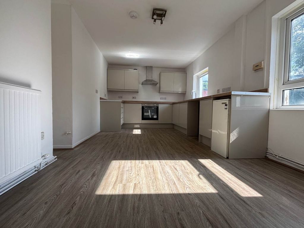 Property photo 3 of 15 3