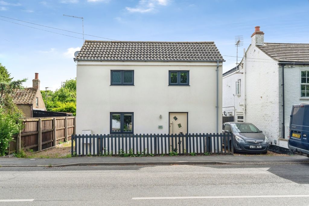 Property photo 1 of 18
