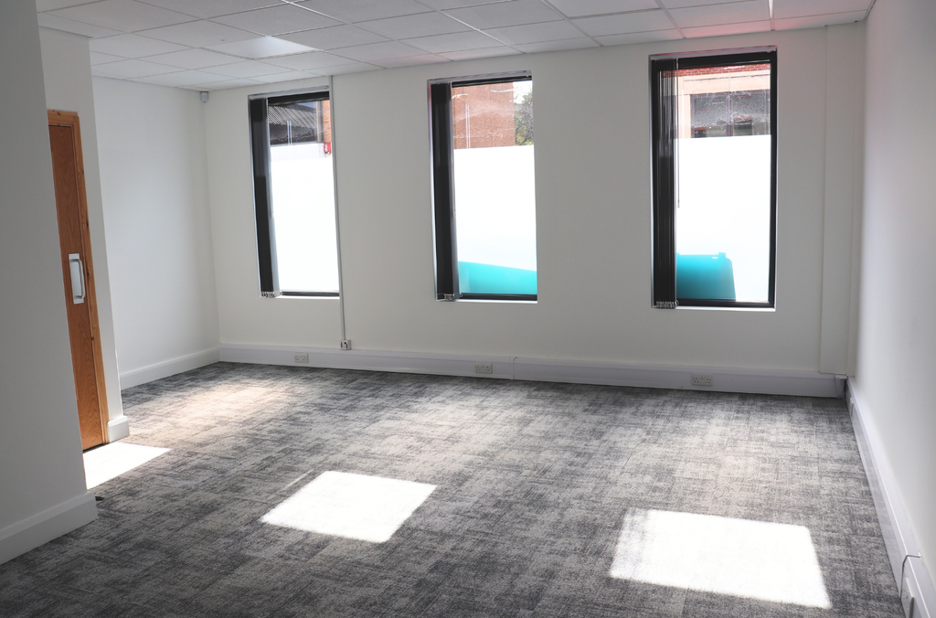 Property photo 2 of 4