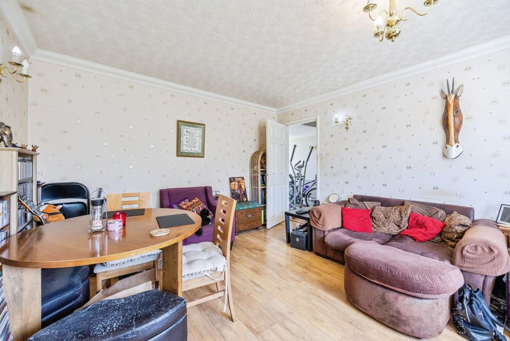 Property photo 3 of 13 Pbox-Img.Jpg