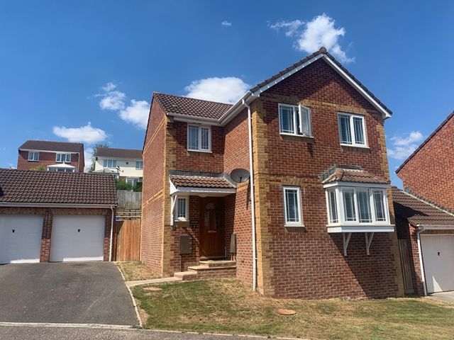 Property photo 1 of 11