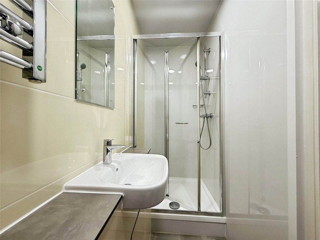 Property photo 3 of 4 Picture No. 04