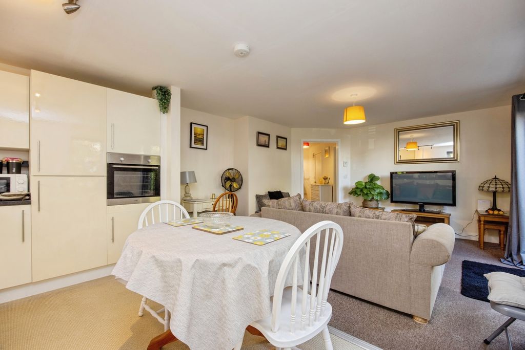 Additional image 18 of 2 bed flat for saleSandy Hill, St. Austell, Cornwall PL25