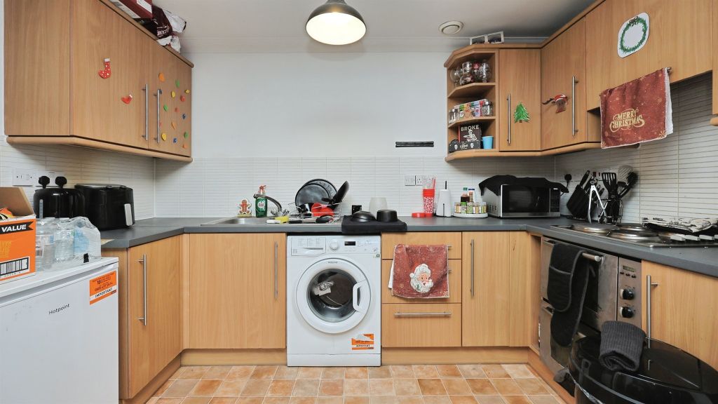 Property photo 3 of 10