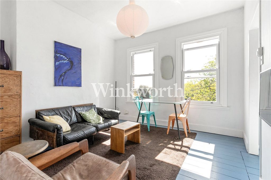 Property photo 2 of 12 Picture No. 08
